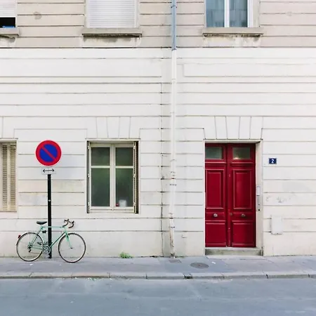 Le Confluent : T1bis Chateau / Gare / Lieu Unique *