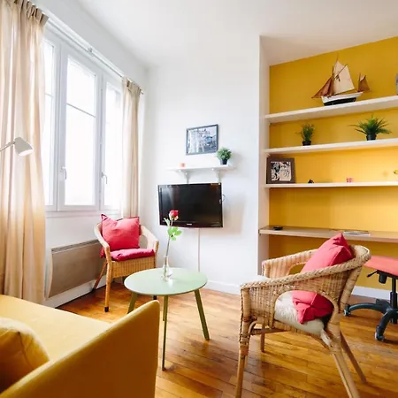 Le Confluent : T1bis Chateau / Gare / Lieu Unique * Nantes